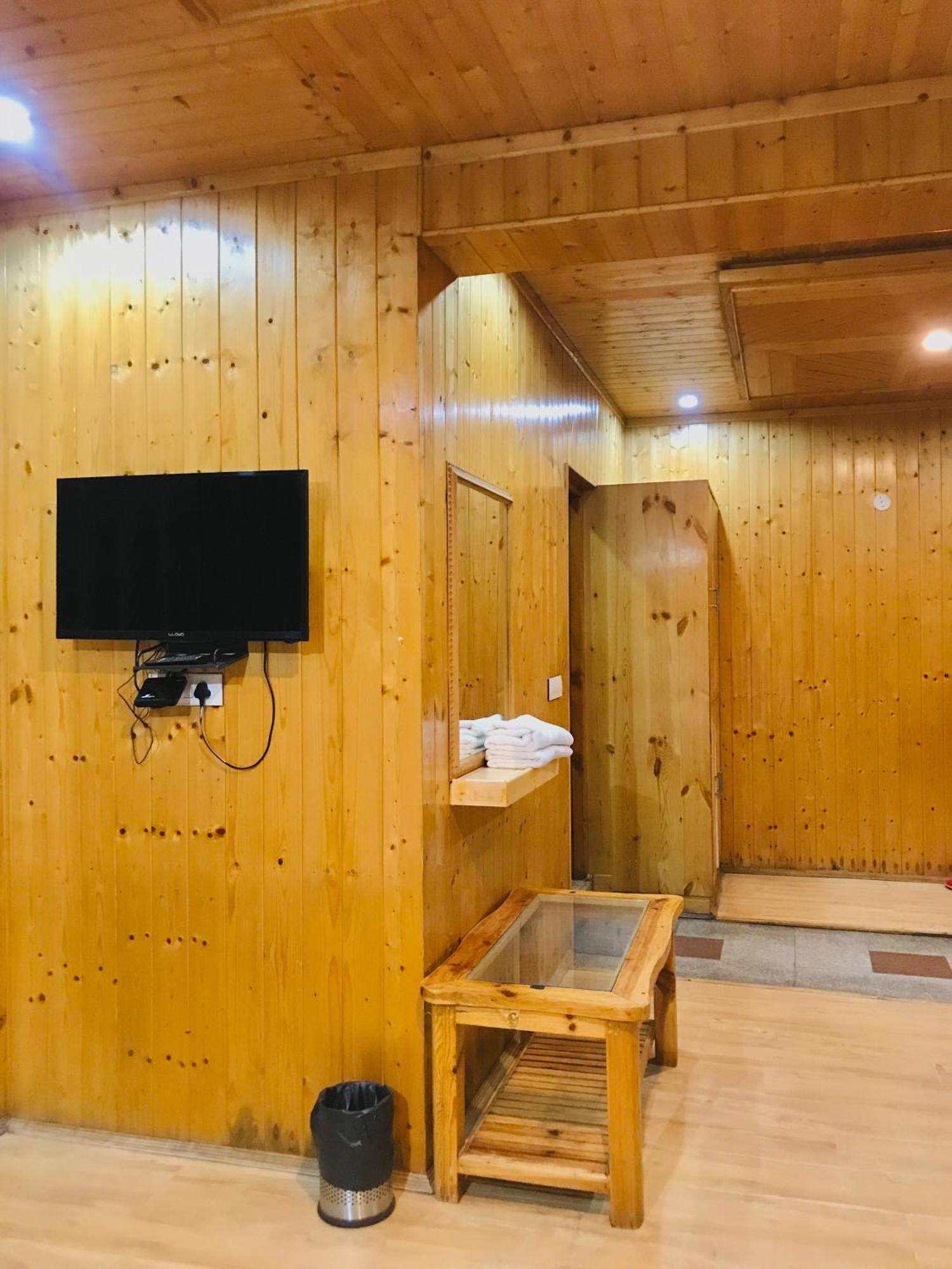The Avenue Hotel , Manali A River Side Hotel Экстерьер фото