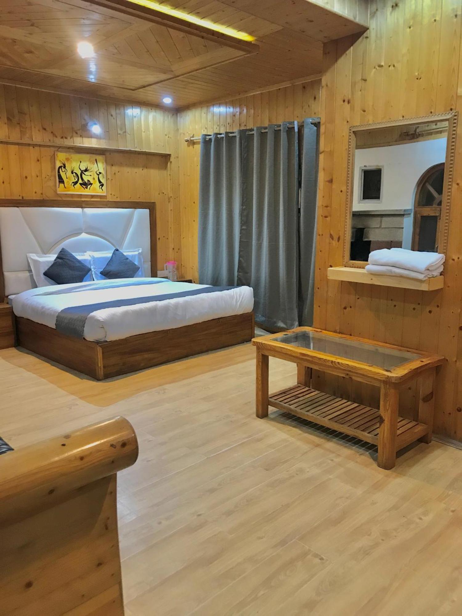 The Avenue Hotel , Manali A River Side Hotel Экстерьер фото